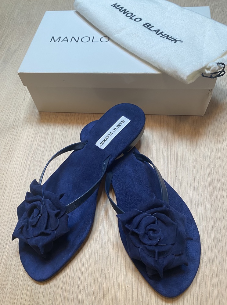 MANOLO BLAHNIK Vintage Dark Blue Suede Flower Thong Sandal 10/40